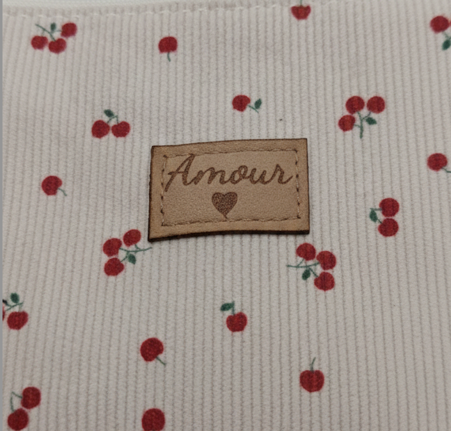 Petite Pochette Amour