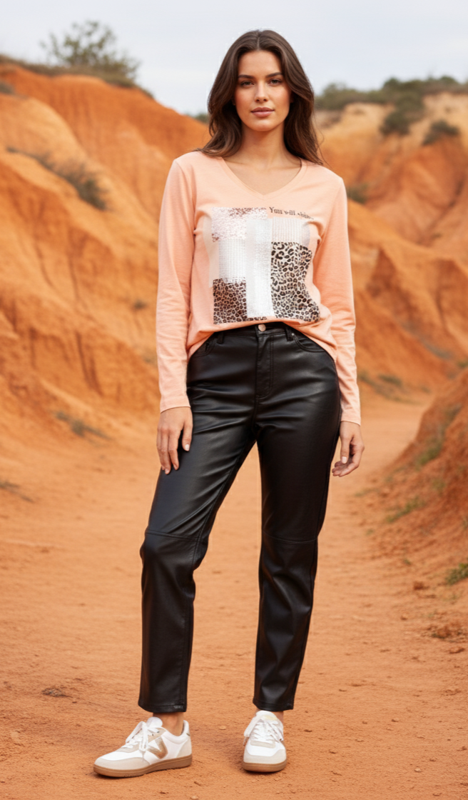 T-shirt femme manches longues coton col V imprimé léopard brillant coupe fluide confortable | Shiny Wild – LyaMode