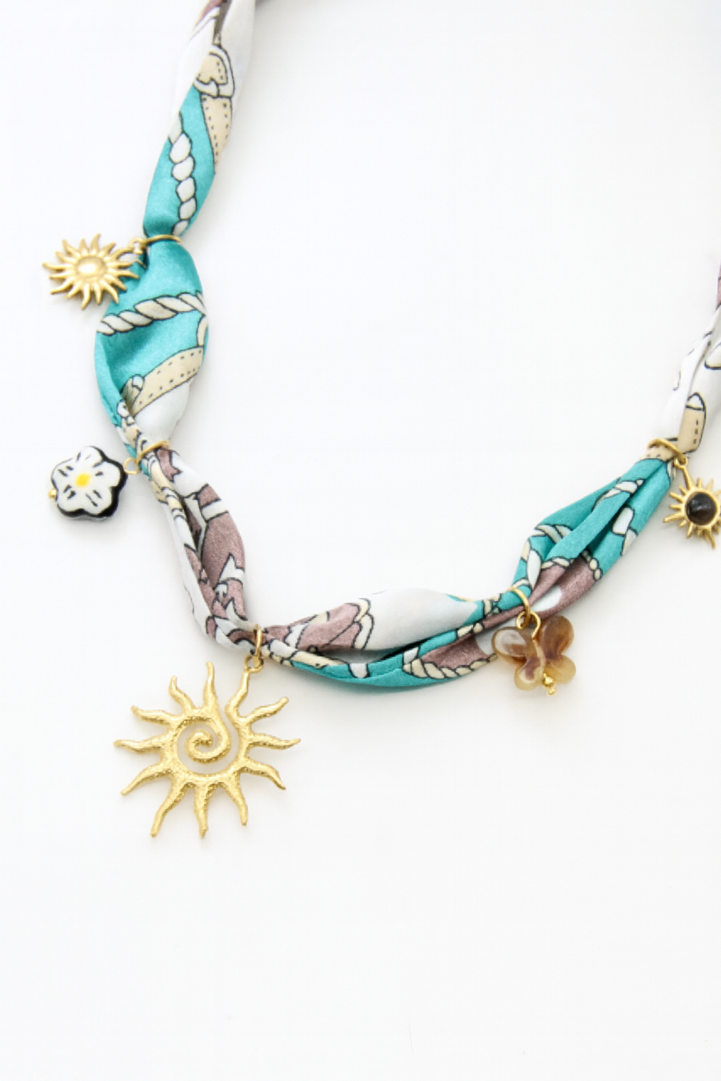 Colliers "Les Joyaux de Soie"