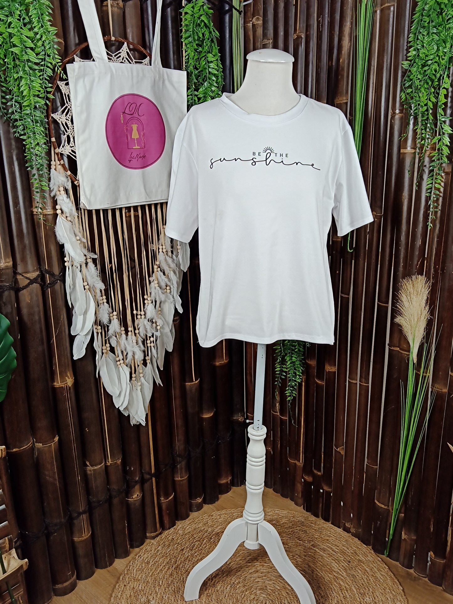 T-shirt "Be the Sunshine"