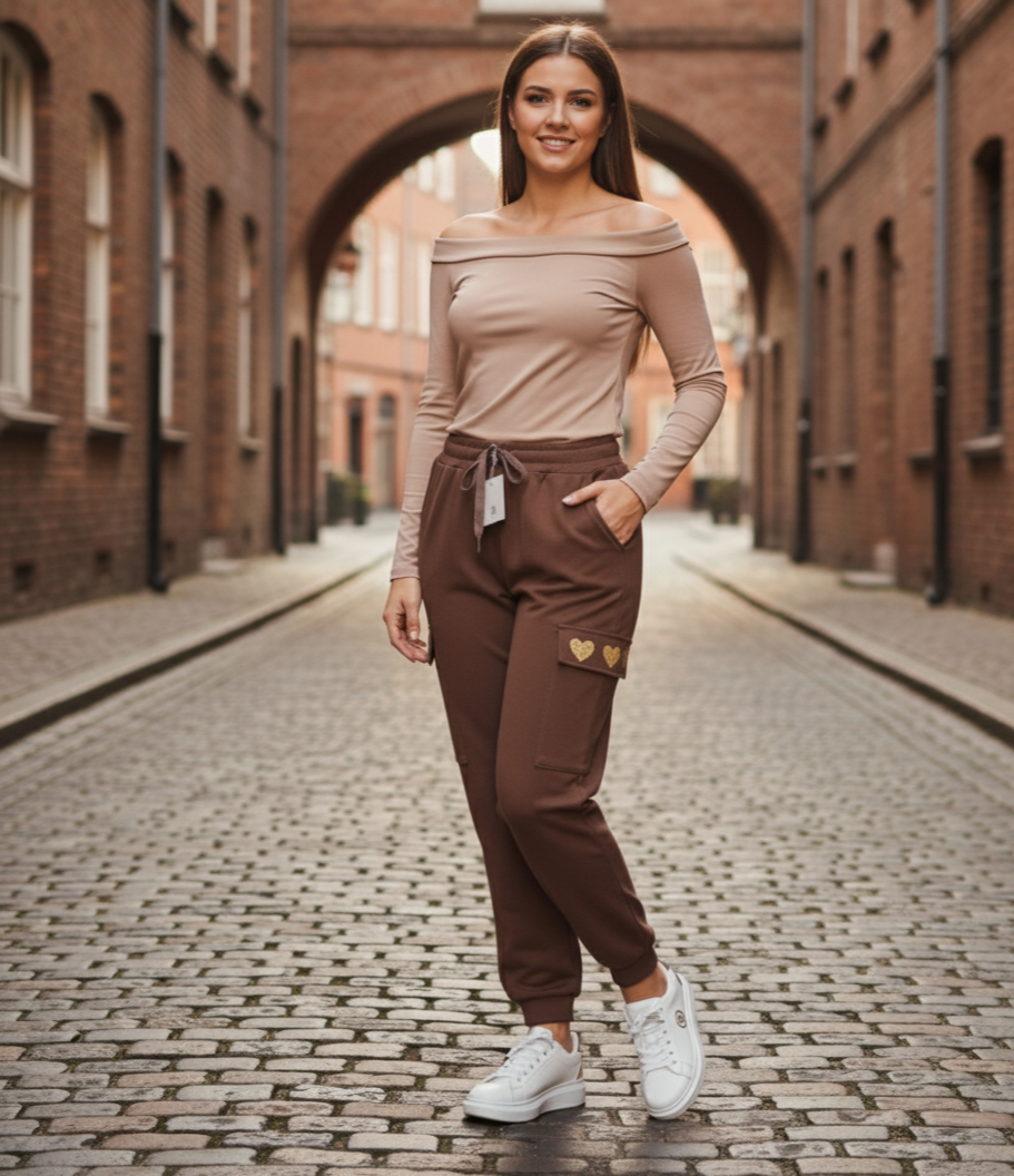 Pantalon cargo femme taille élastique coupe décontractée poches utilitaires coton stretch confortable style urbain casual jusqu’au 42 | Cargo Nova – LyaMode