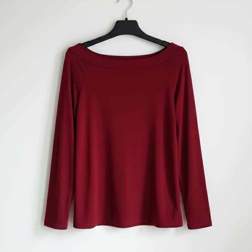 Top femme manches longues coupe fluide col bateau maille stretch confortable chic minimal | Éclat Minimal – LyaMode