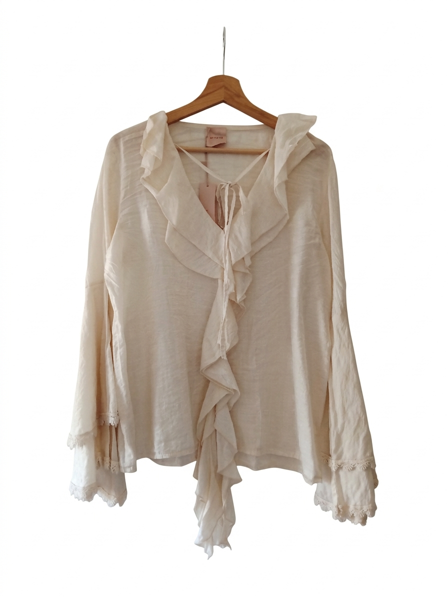Blouse fluide femme à volants et col lacé légère – Éclat Bohème | LyaMode