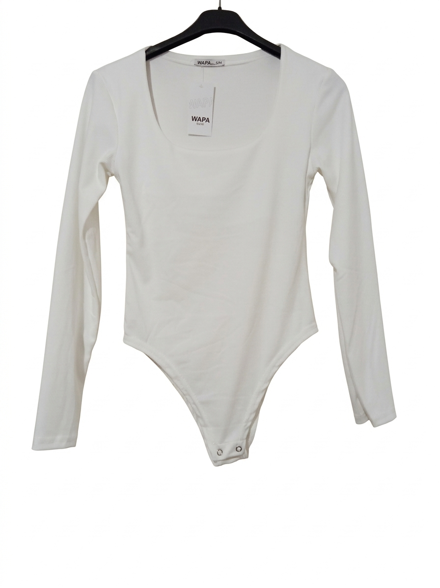 Body femme manches longues col carré ajusté élégant – Body Ligne Parfaite – LyaMode