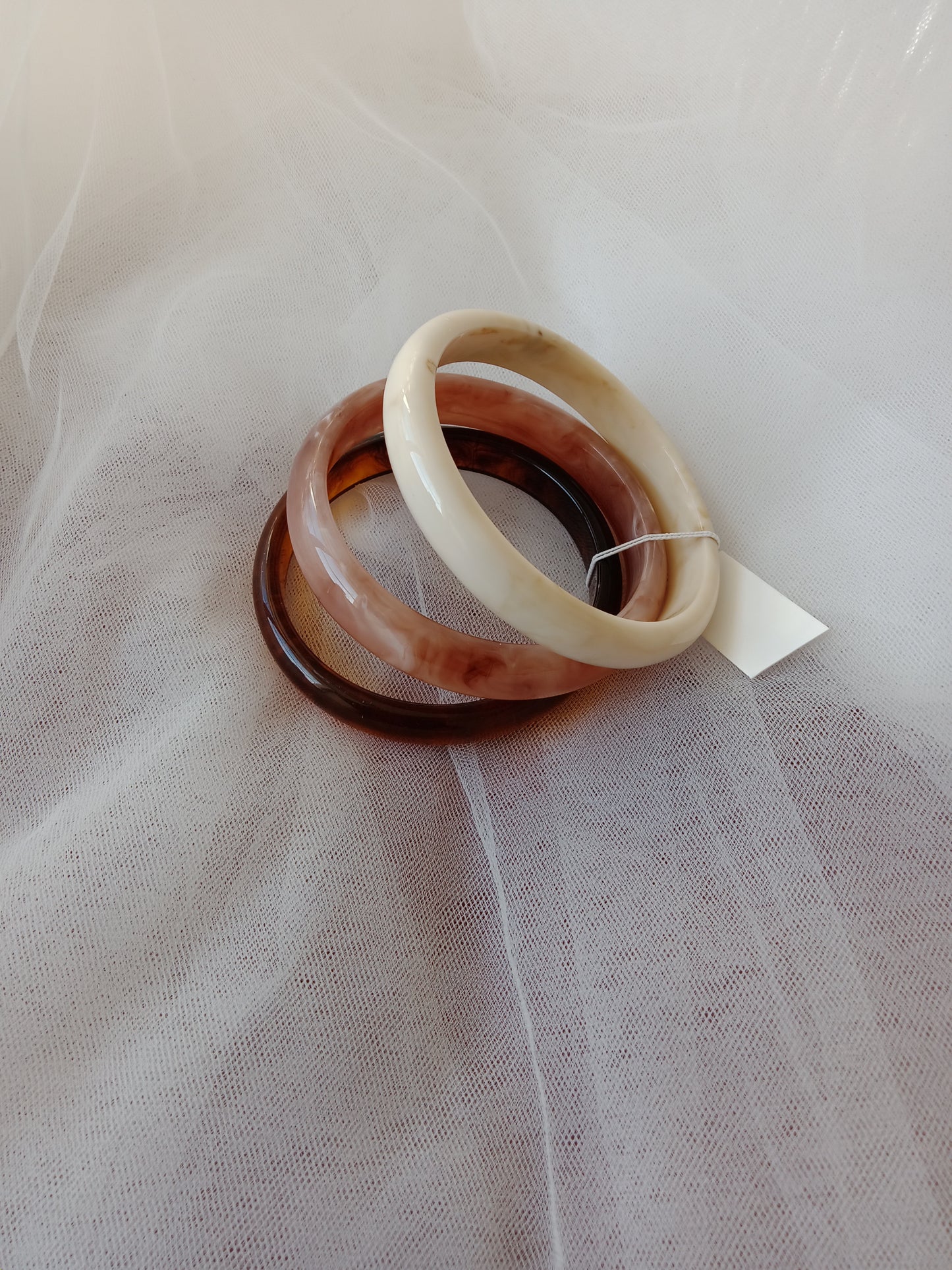 Lot de bracelets joncs en résine rigides femme tendance Pulse Résine | LyaMode