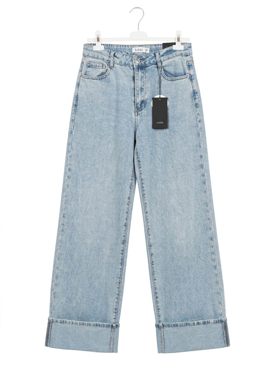 Jean large femme denim clair coupe droite tailles disponibles Denim Pulse Wide LyaMode