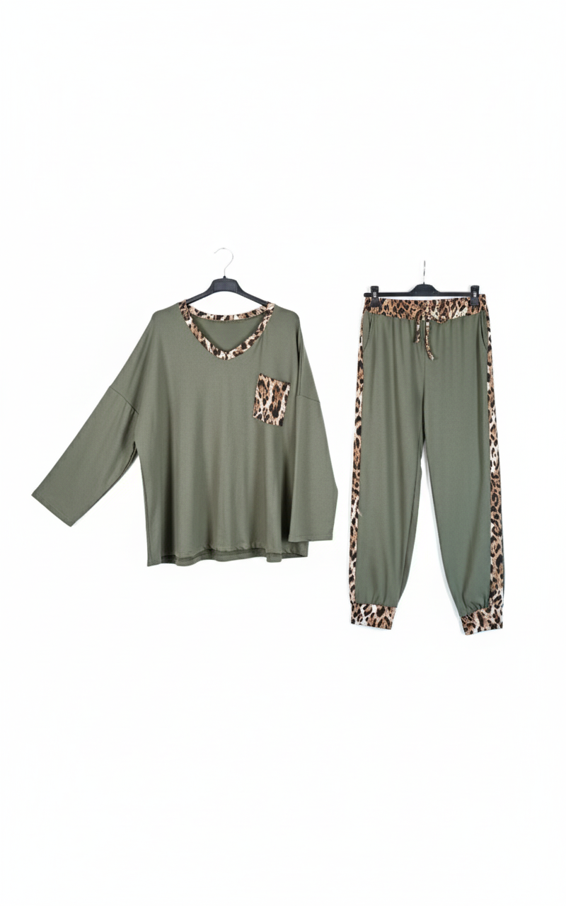 Ensemble femme casual chic coton stretch 2 pièces haut ample col V + pantalon léopard taille élastique confortable taille unique 44/46 | L’Attitude Féline – LyaMode