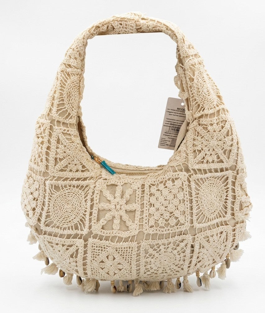 Sac hobo femme bohème brodé avec pompons – Bohème Nomade | LyaMode