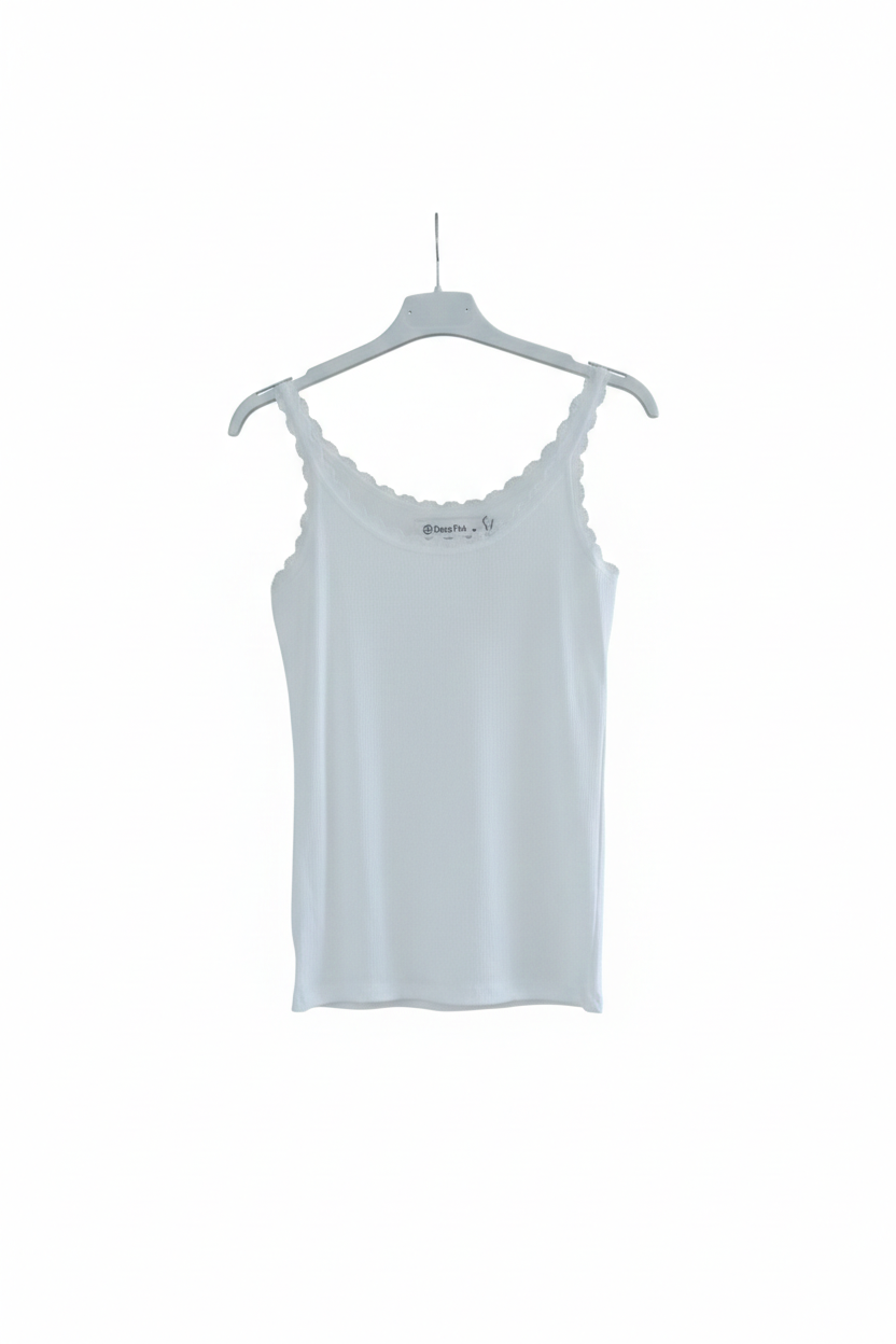 Top Femme Bretelles Dentelle Col Décolleté Maille Douce Stretch Confort Douce Dentelle LyaMode